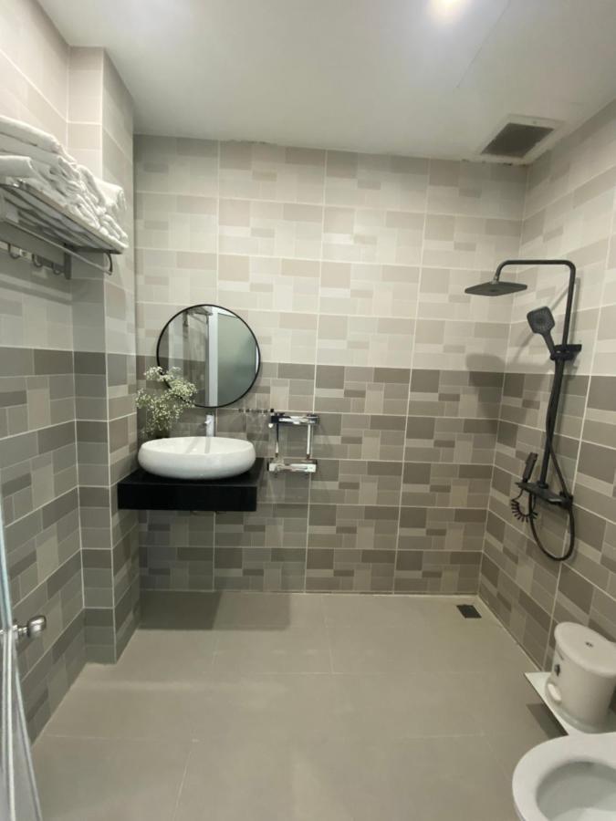 Khach San Anh Tuan Hotell Bac Lieu Eksteriør bilde